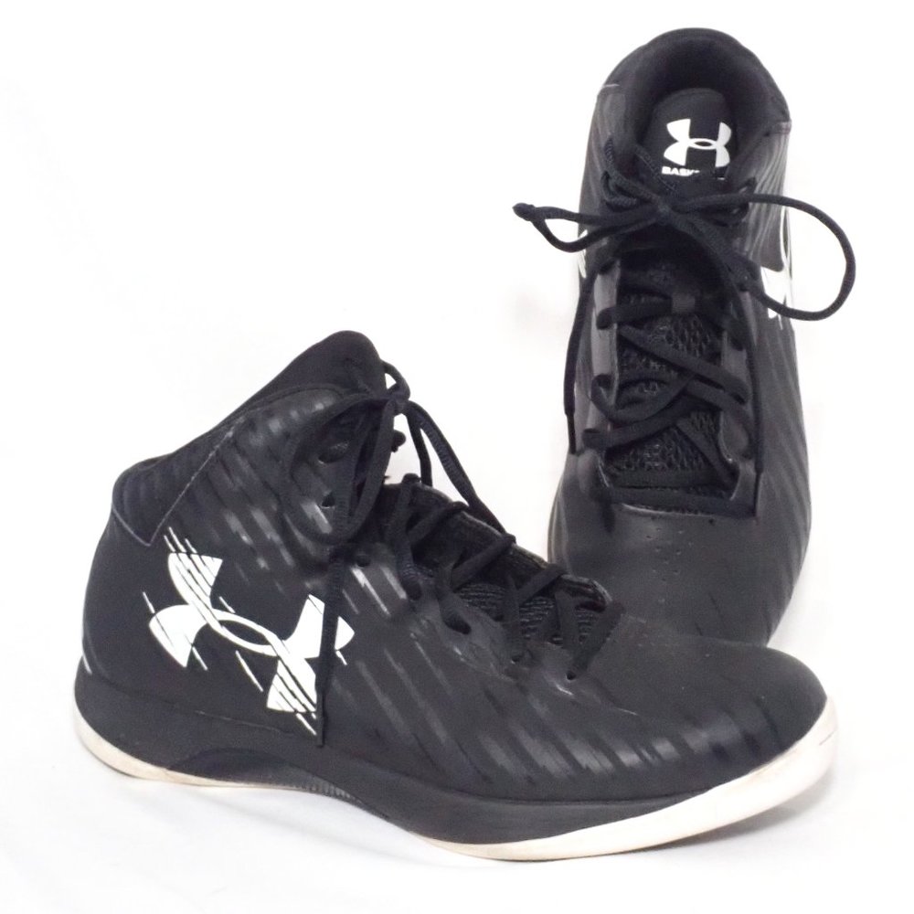 UNDER ARMOUR Men's 11 Sneakers/Basketball Black + White Man Made